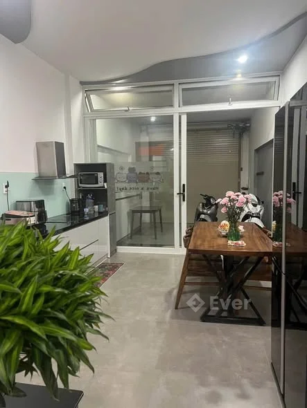 BÁN CĂN NHÀ MẶT TIỀN SƯ VẠN HẠNH– PHƯỜNG TÂN LỢI Giá chỉ: 5 tỷ 250 (có trả là bán) Diện tích: 85m