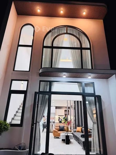 NHÀ MÊ HẺM 473 YMOAN NHÀ ĐẸP GIÁ RẺ NHẤT KHU VỰCMới 100% Full nội thất