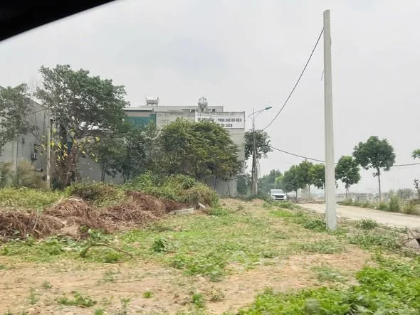 Ra hàng 4 lô liền nhau đường Yết Kiêu Kéo dài, sau Lợn Ngòi Đum- Diện tích: 4,5 x 20