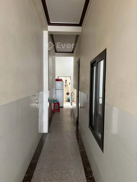 Nhà 2 tầng Đường Minh Khai- Phố Mới- Vị trí: Khu đông đúc dân cư,buôn bán sầm uất, gần chợ,nhà ga