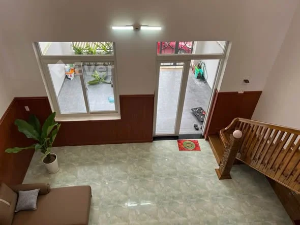 BÁN NHÀ HẺM 434 Y Moan – Buôn Ma Thuột DT: 6x20m full thổ cư