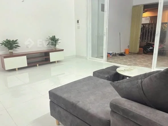 NHÀ HẺM 473 YMOAN PHƯỜNG BMT -Diện tích 5 x21 Thổ cư 60 m2