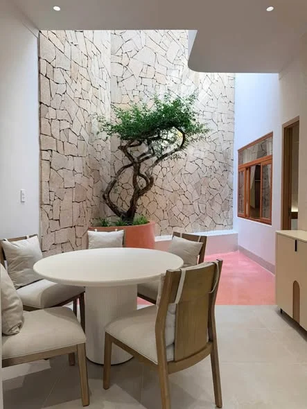 Chào bán căn nhà mới Thiết kế Hiện Đại Vị trí : hẻm Quang Trung,trung tâm Buôn Ma Thuột