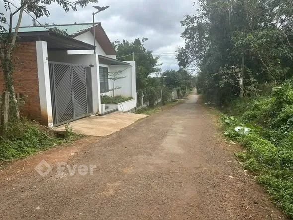 BÁN ĐẤT ETU TRỤC Đ.KA1.cách đường A 100m