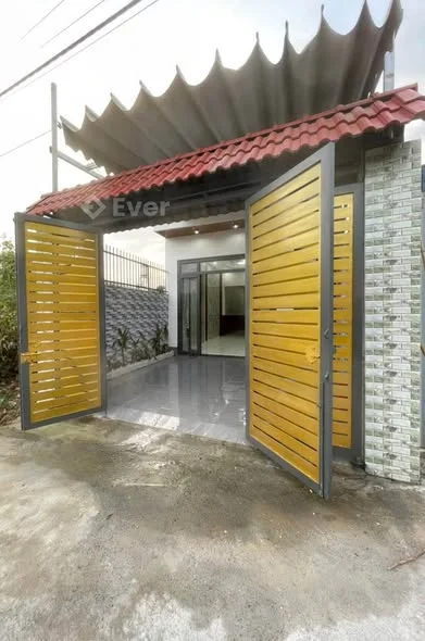 Bán nhà Sổ riêng thổ cư 100% Kp6 - P. Trảng Dài Diện tích: 5 x 22m, hướng Đông