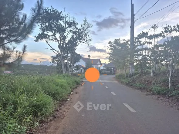 CẦN BÁN XẢ LỖ LÔ VIEW ĐẸP TẠI ĐỨC GIANG BẢO LÂM GIẢM MẠNH CÒN 1.5 TỶ DT : 8,8x41m(76m² thổ cư) - 1,5 tỷ - 359m²