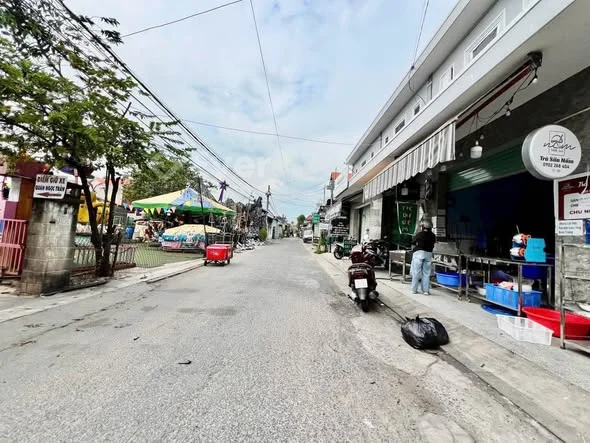 Bán lô đất thổ cư Phường Tân Phong .Bh Diện tích: 5 x 13 = 65m² (vuông vức, dễ xây)