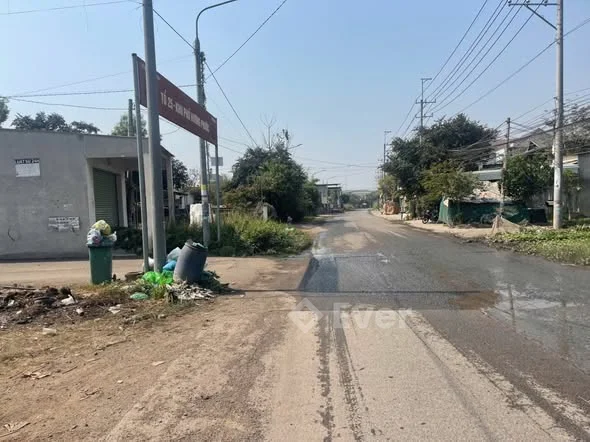 CẦN BÁN GẤP ĐẤT MẶT TIỀN – GIÁ CỰC TỐT Diện tích: 2.500 m² Mặt tiền: 22,4 m