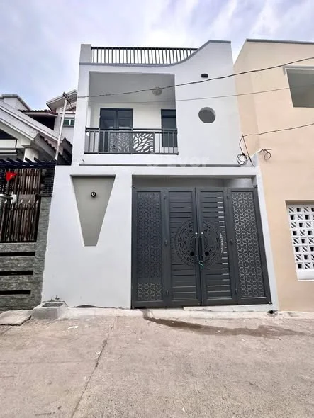 NHÀ 1 LẦU TRỆT KP10 PHƯỜNG HỐ NAI , GẦN NHÀ THỜ DU SINH