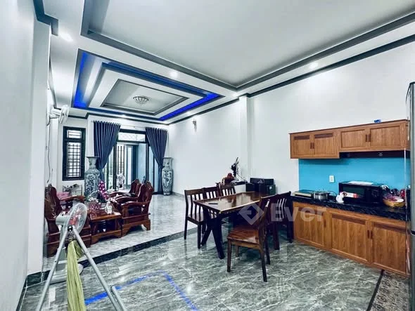 BÁN Nhà đẹp về ở ngay, gần chợ Quang Thắng Kp4 P. Trảng Dài