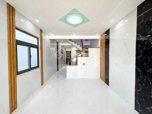 Giá Bán : 3 tỷ 200 triệu ( Còn Thương Lượng ) - Bán Nhà 1 lầu 1 trệt . P. Tân Phong