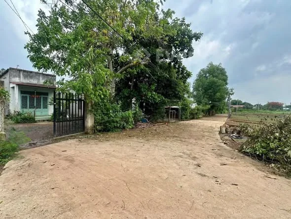 Bán Nhanh Ấp 6- SÔNG TRẦU-TRẢNG BOMSổ hồng riêng - full thổ cư 115m2Giá bán nhanh 620 triệu thôi