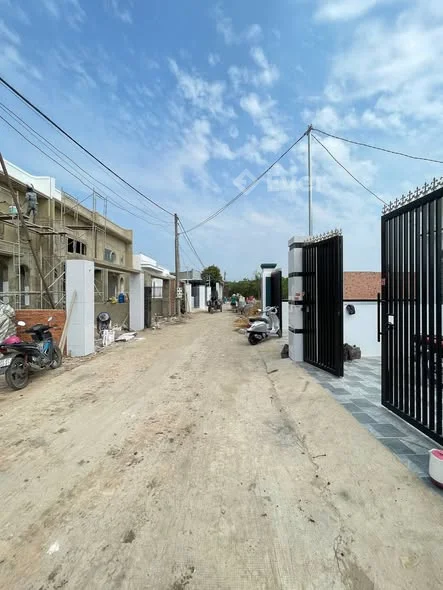 BÁN ĐẤT VÀ NHÀ LIỀN KỀ SỔ RIÊNG THỔ CƯ TẠI ẤP 2, XÃ SÔNG TRẦU, TRẢNG BOM