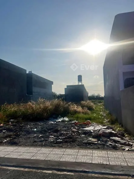 chính chủ cần bán gấp lô đất Tân Triều Đồng Nai ( Vĩnh cửu )diện tích : 96m2 full thổ cư 100%