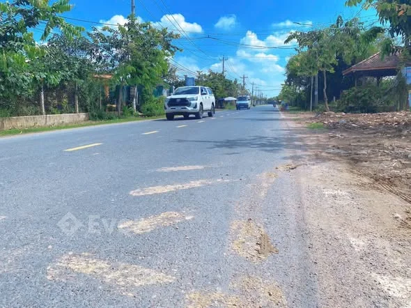 CẦN BÁN 2 LÔ ĐẤT LIỀN KỀ MẶT TIỀN ĐƯỜNG NHỰA LỚN HƯƠNG LỘ 7 TẠI ẤP5 XÃ BÌNH LỢI, PHƯỜNG TÂN TRIỀU