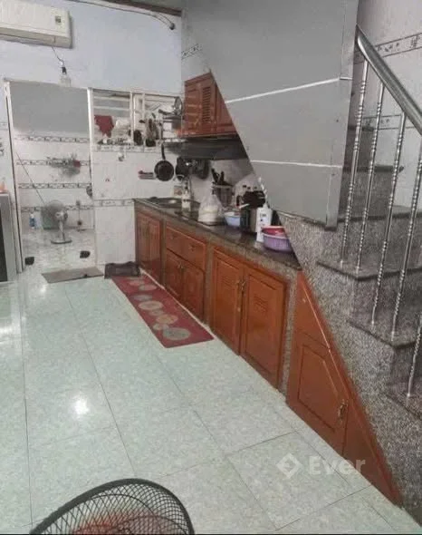 NHÀ CẤP 4 - CÓ GÁC - SỔ RIÊNG - THỔ CƯ TẠI KP1 TÂN HIỆP - GẦN CHỢ NHỎ Diện tích: 4 × 23m Sổ riêng,