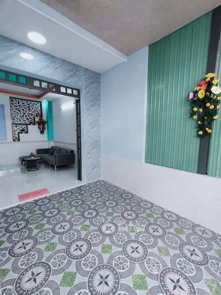 MỸ LỘC CẦN GIUỘC Bán nhà 1 trệt 1 lầu,4mx16.5m, 4pn, 2wc, sân trước cổng rào kiên cố,ban công