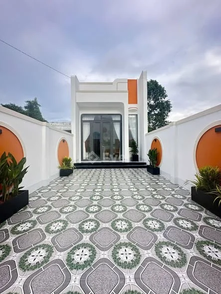 Bán nhà hẻm 69 phạm hùng. Khu phố 3.phường Long Hoa.Tây NinhNhà kế bên chợ long hoa