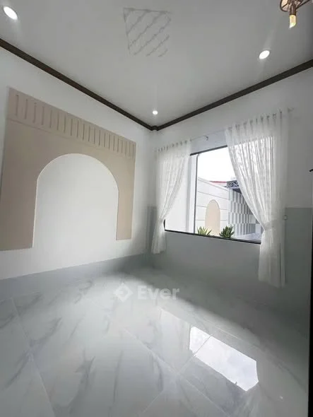 Nhà hẻm nhựa 10m Nguyễn Chí Thanh thông Tôn Đức Thắng.dt: 4,5x 42m tc, nở hâu 4,8m. - 2,09 tỷ - 204m²