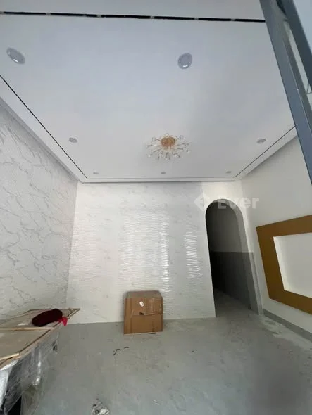 Nhà chuẩn bị Hoàn Thiện 3 Phòng Ngủ hẻm 48 Nguyễn Văn Linh
Đường nhựa 10m
Giá chỉ : 1 Tỷ 450 Thương