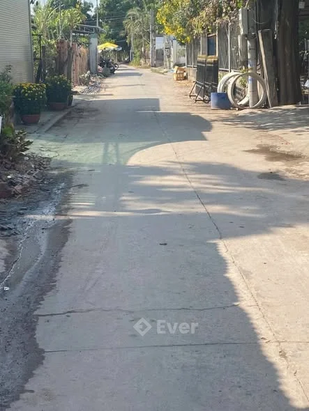 Cần bán nhà hẻm Nguyễn Văn rớp p4 phường Tân ninh tây ninh 1ty450 nhà đất 0944284***