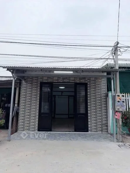Bán nhà hẻm 22 Trịnh Phong Đáng vào 2 ngã. Đường nhựa 10m Khu dân cư, gần chợ, gần trường học.