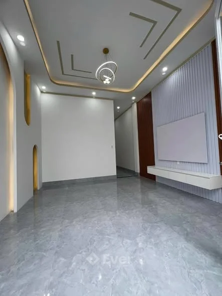 _Bán nhà vừa hoàn thiệnVị trí gần chợ Long Hoa.trường học các cấp. Công viên...._ - 1,79 tỷ - 120m²