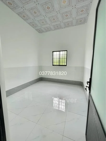 Bán nhà mới xây mặt tiền dal Kênh Xáng Cháo Dơi đi vào, sau giáp kênh, thuộc Hoà Lợi ( cũ ) - 599 triệu - 85m²