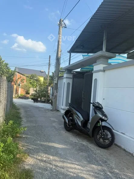 BÁN NHÀ PHƯỜNG PHƯỚC HẬU DIỆN TÍCH: 128m thổ Đường Nguyễn văn nhung vào giá 1ty350 còn thương lượng