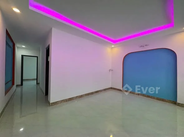 NHÀ ĐẸP MẶT TIỀN N4, KẾ BÊN CÔNG VIÊN, TĐC PHƯỜNG 9, TP. VĨNH LONG