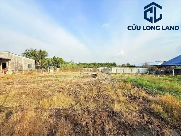 Duy Nhất Nền đất thuộc xã Thuận An cũ nay phường Bình Minh , Vĩnh Long
Lộ danl 3,5m ôtô vô tới đất,