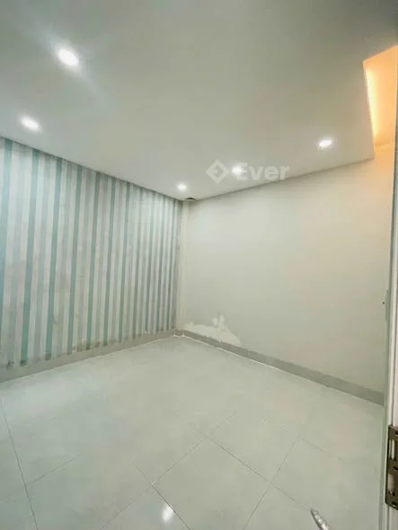 Em cần cho thuê căn nhà đường Dương Quang Đông( đường lò hột, gần chùa Liên Hoa)