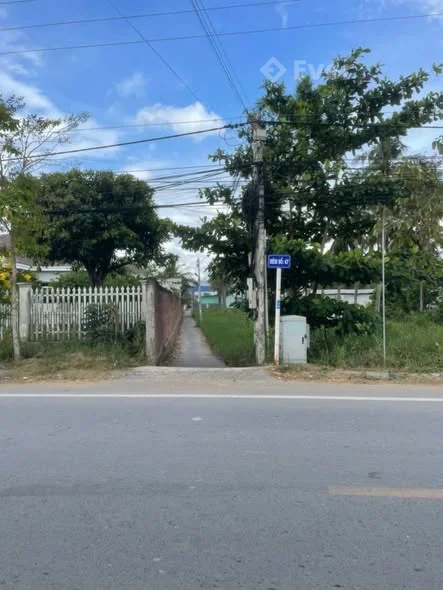 Bán đất mặt tiền dank 2m, Hẻm số 47 đường Bùi Hữu Nghĩa. Đất cách đầu hẻm khoảng 100m, cách chợ Vàm - 430 triệu - 206m²