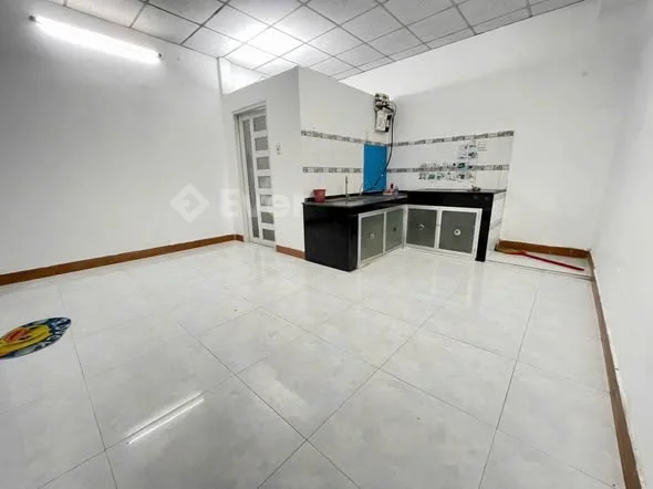 Chủ cần chuyển nhượng lại căn nhà mặt tiền đường tỉnh 911 thuộc ấp kinh B xã Huyền hội càng long