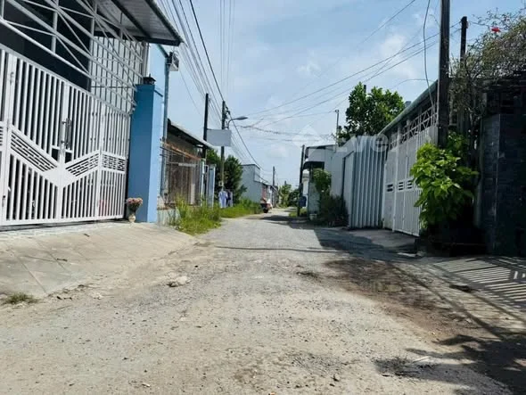 Bán Đất Hẻm Ôtô Nguyễn Thiện Thành massa Song Ái, Khóm 4, Phường 5, Tp Trà Vinh củĐường nhựa 4m