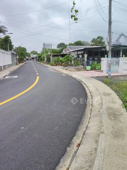 Bán đất mặt tiền đường Thạch Ngọc Biên, đoạn giữa cách đường 3B và đường Sơn Thông chỉ 50m