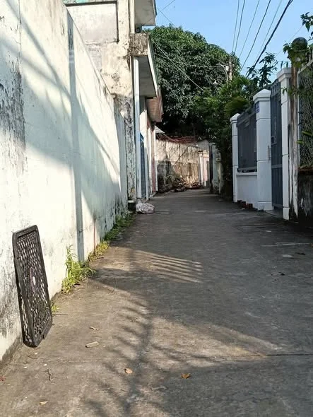 CHỦ GỞI BÁN 2 nền đất ở trung tâm PHƯỜNG Trà Vinh hẻm đường Lê Lợi p4 cũ đối diện winmark