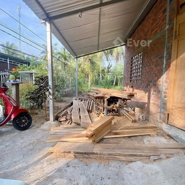 TTCGIÁ 650Tr Giảm 60TrBÁN ĐẤT MẶT TIỀN HẺM BÊ-TÔNG LỚN VÀ THÔNG.TẶNG LUÔN CĂN NHÀ Y NHƯ HÌNH