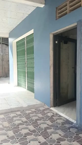 TTC CHỦ CẦN BÁN 3 CĂN NHÀ LIỀN KỀ Kế bên trường học phan văn trị mới Thị trấn giồng Trôm bến tre