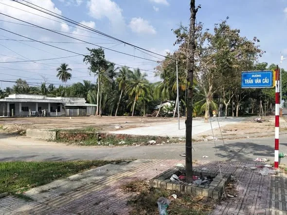 _Cần bán đất mặt tiền đường Phạm Ngọc Thảo Mỹ thạnh an cũ nay là Phường An Hội - 10,56 tỷ - 1242m²