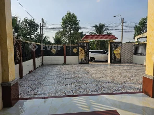 NHÀ MẶT TIỀN HL90A - Tổng diện tích 537m2. (Ngang 12 × dài 44) - Thỏa thuận - 174m²