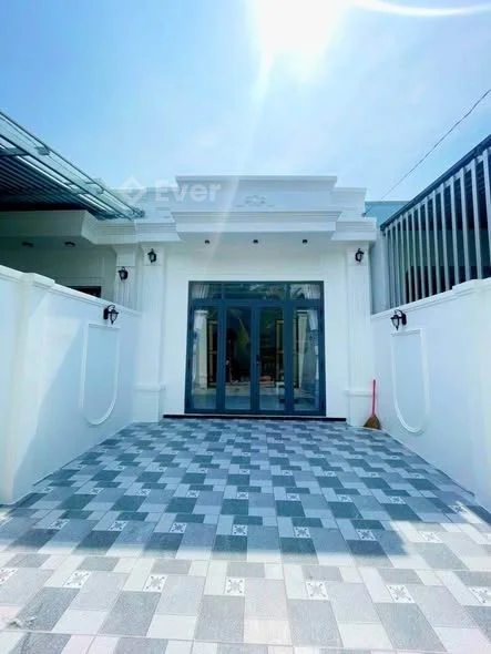 NHÀ TÂN CỔ ĐIỂN MỚI HOÀN THIỆNĐịa chỉ: Khu phố Phước Thuận -Phường Trung An (Mỹ Tho cũ)