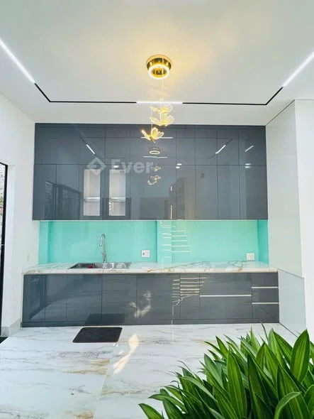 Nhà Phường 6 - Tp Mỹ Tho nay là Phường Thới Sơn -tỉnh Đồng Tháp Kết cấu 1 trệt 2 lầu có 1pk 3pn 3wc