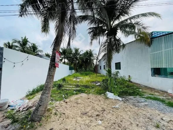 Giá đẹp đầu tháng 3 chỉ 850 triệu nền– Nền giáp ranh long hòa thuộc mỹ lương – mỹ phong