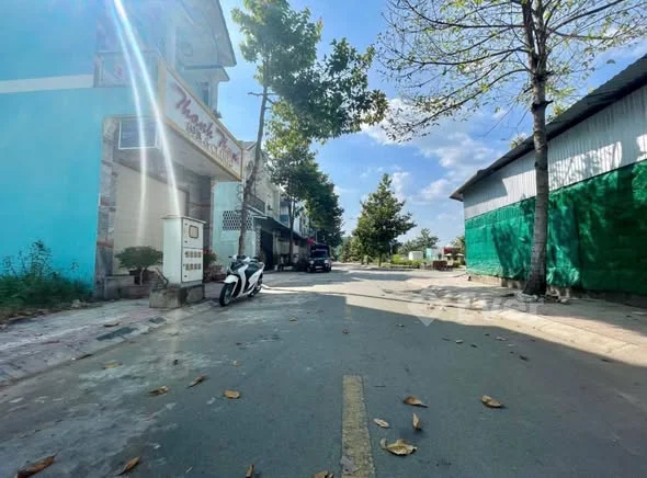 ĐẤT KHU TÁI ĐỊNH CƯ CẦU BẦN – Chỉ 2,7 tỷ Vị trí: thuộc khu phố Mỹ Thạnh, Phường Mỹ Phong - 2,7 tỷ - 85m²