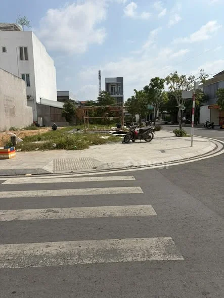 BÁN LÔ GÓC KINH DOANH PHỐ CHỢ PHÚ KHƯƠNG – ĐẠI LỘ ĐÔNG TÂY