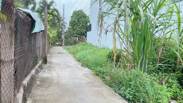 Bán Nền đất đẹp Giá tốt gần quán Hải Sản Trường Phú, đường xe hoa lâm, khu dân cư đông đúc an ninh.