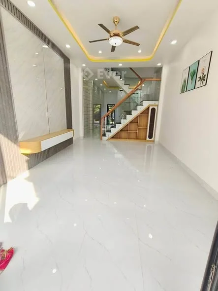 *{ Phường 6} NHÀ LẦU MỚI 100%(Phường 6. TP Mỹ Tho ) Nay là Phường Thới Sơn_ Tỉnh Đồng Tháp mới