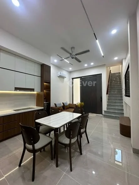 NHÀ LẦU RẤT ĐẸP PHƯỜNG 6_TP MỸ THONay Phường Thới SơnDT: Ngang 4m Dài 16.5m1Trệt 1Lầu