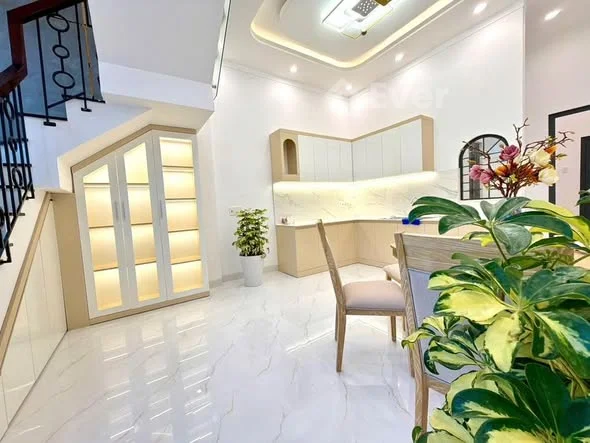 NHÀ ĐẸP MỸ THONhà mới 1 trệt 1 lầu 3 phòng ngủ 3 phòng vs Sân đậu ôtô trong nhà - 3 tỷ - 84m²